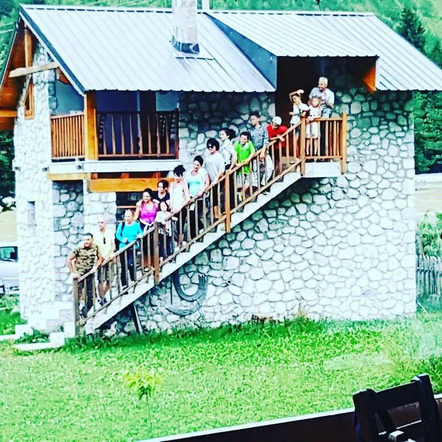 Krojet E Rrogamit Valbone Bed & Breakfast