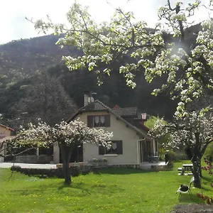au-vieux-tilleul.fr-provencehotel.com/